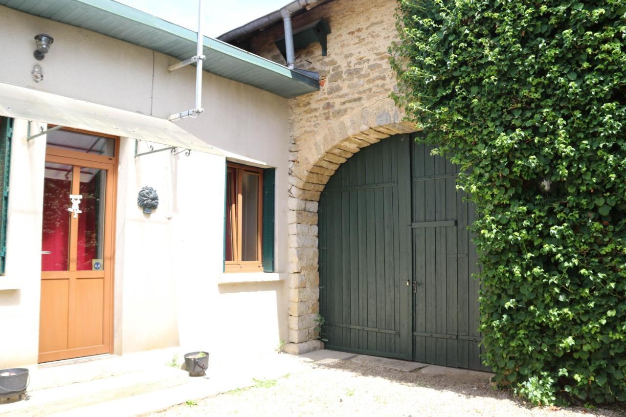 Gite De La Souris Verte Molamboz Exteriér fotografie